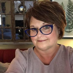 Meet your Posher, Gina